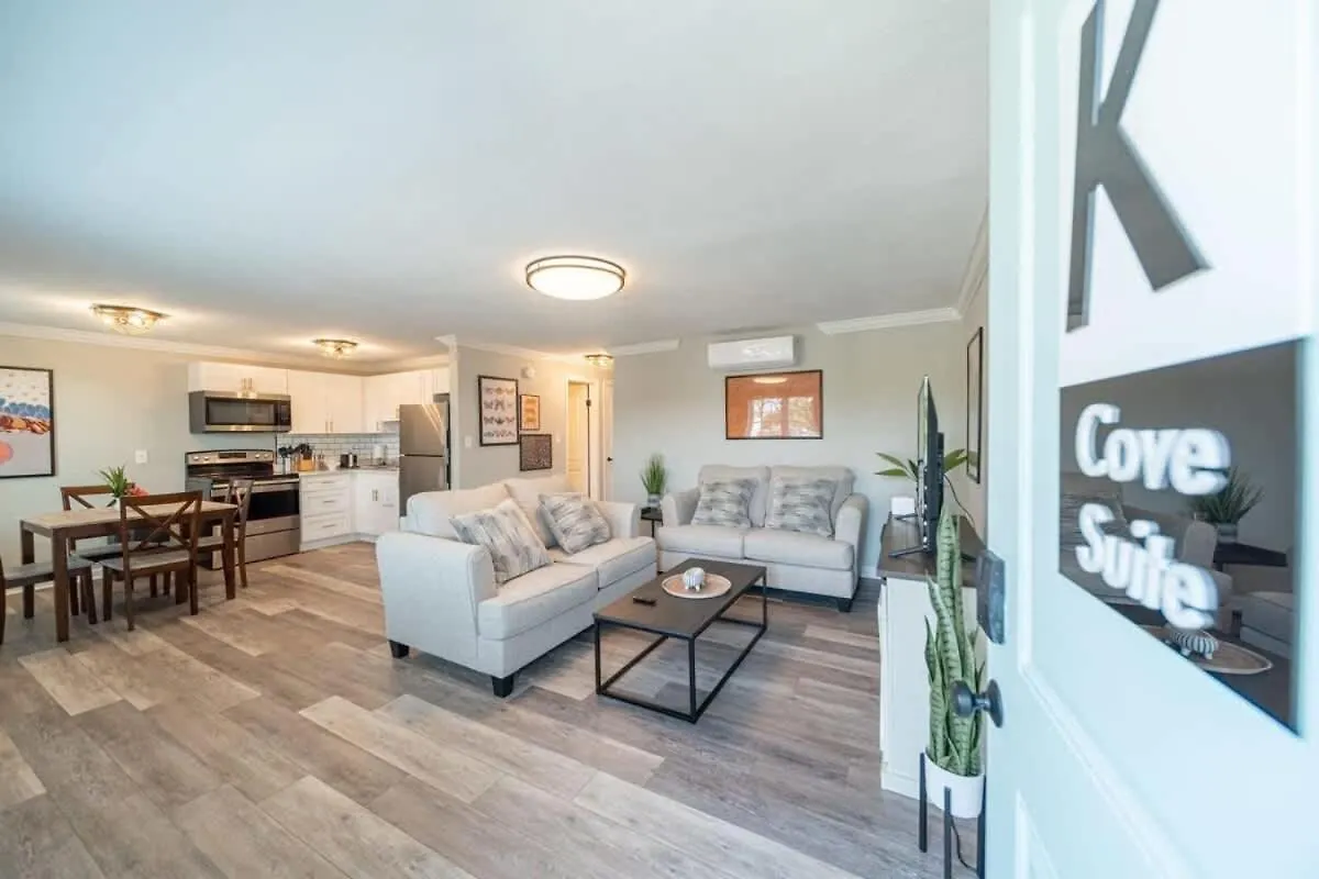 Apartment Ov Mosaic - Cove Suite North Camellia Acres United States