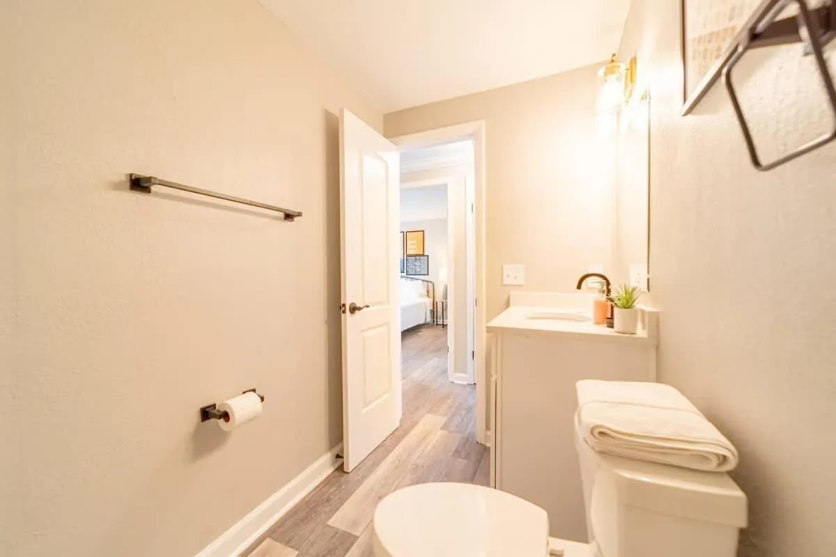Ov Mosaic - Cove Suite North Camellia Acres Apartment
