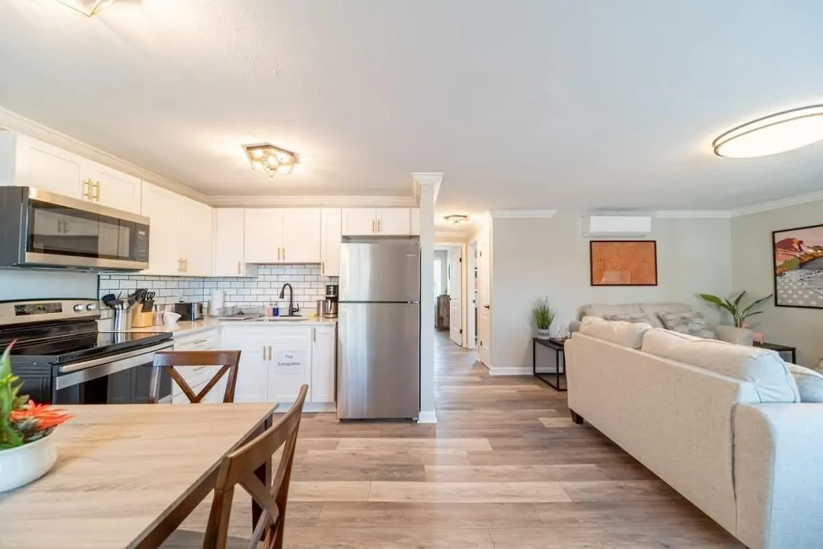 Apartment Ov Mosaic - Cove Suite North Camellia Acres